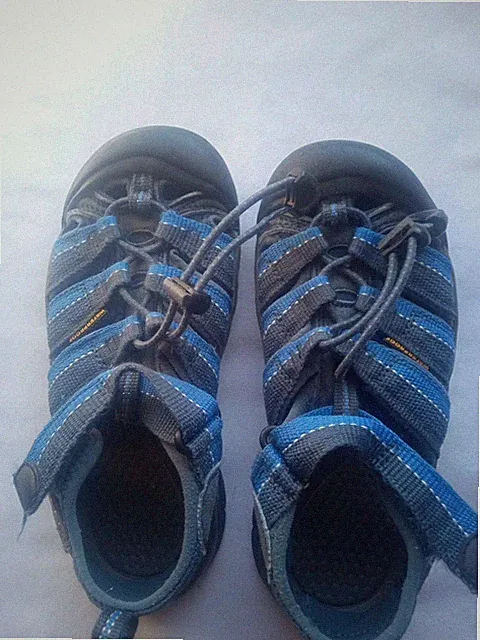 KEEN Newport H2 Kids Sandals Blue Waterproof Hiking Hybrid Shoes Youth Size 1