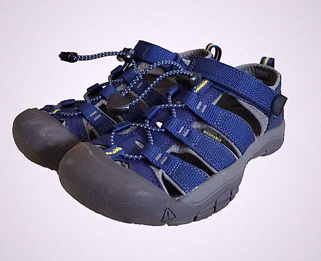 KEEN Newport H2 Kids Sandals Blue Waterproof Hiking Hybrid Shoes Youth Size 2